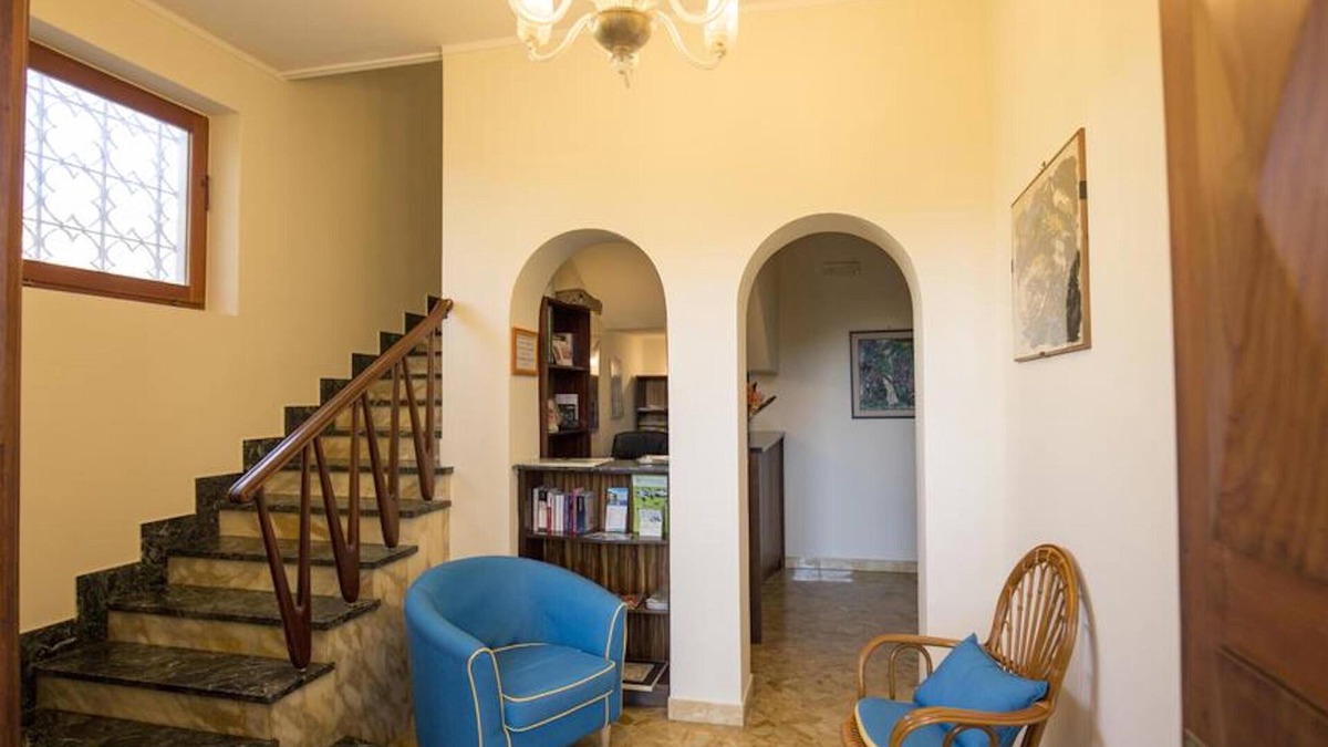 Sorrento City Centre Apartment | Comfortable apartment 4 in Villa Rosa Sorrento