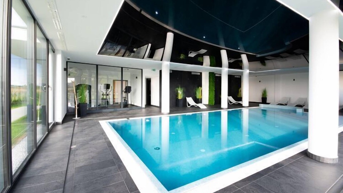 Kolobrzeg Apartment | Comfortable apartment with balcony, swimming pool, sauna, whirlpool, Kolobrzeg