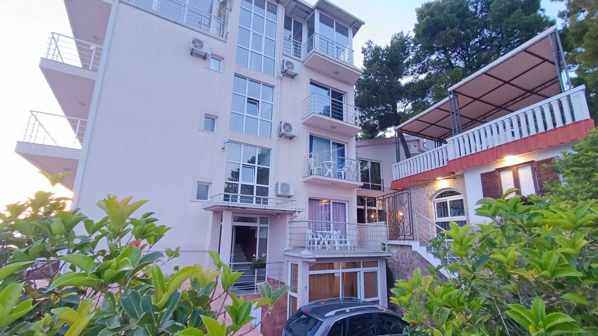 Susanj Apartment | Comfortable apartment with sea view