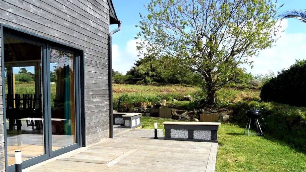Plouguerneau House | Comfortable, bright house close to the beach
