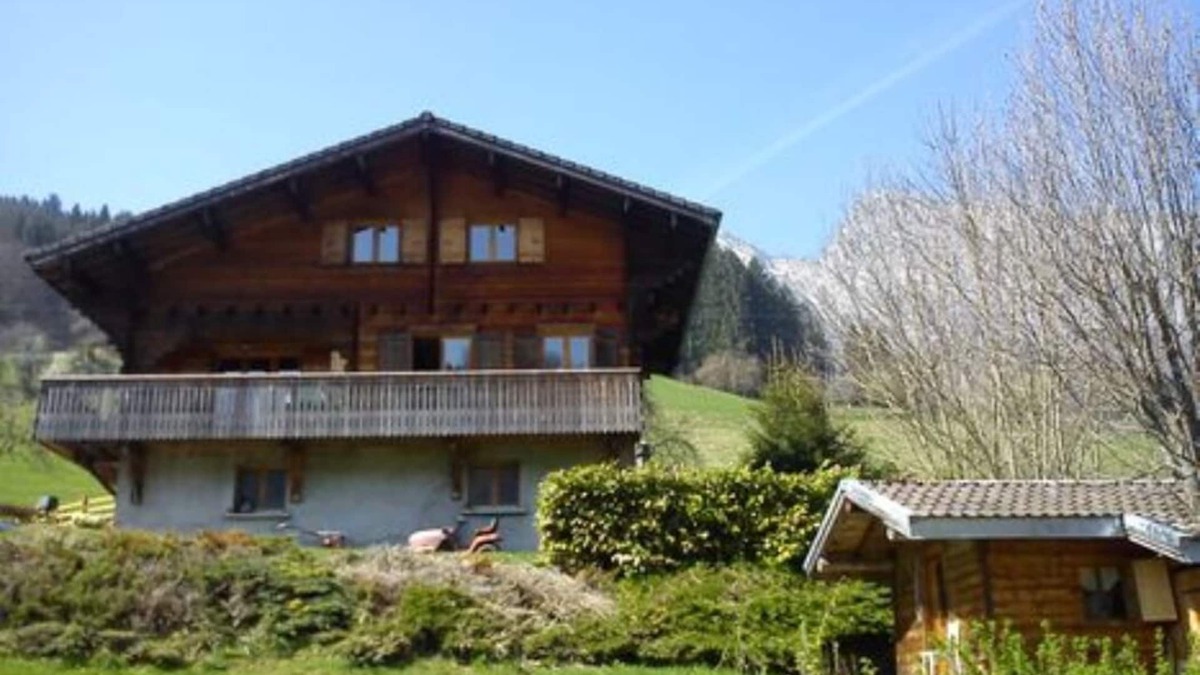 Les Clefs Ski Chalet | Comfortable chalet near resorts and Annecy