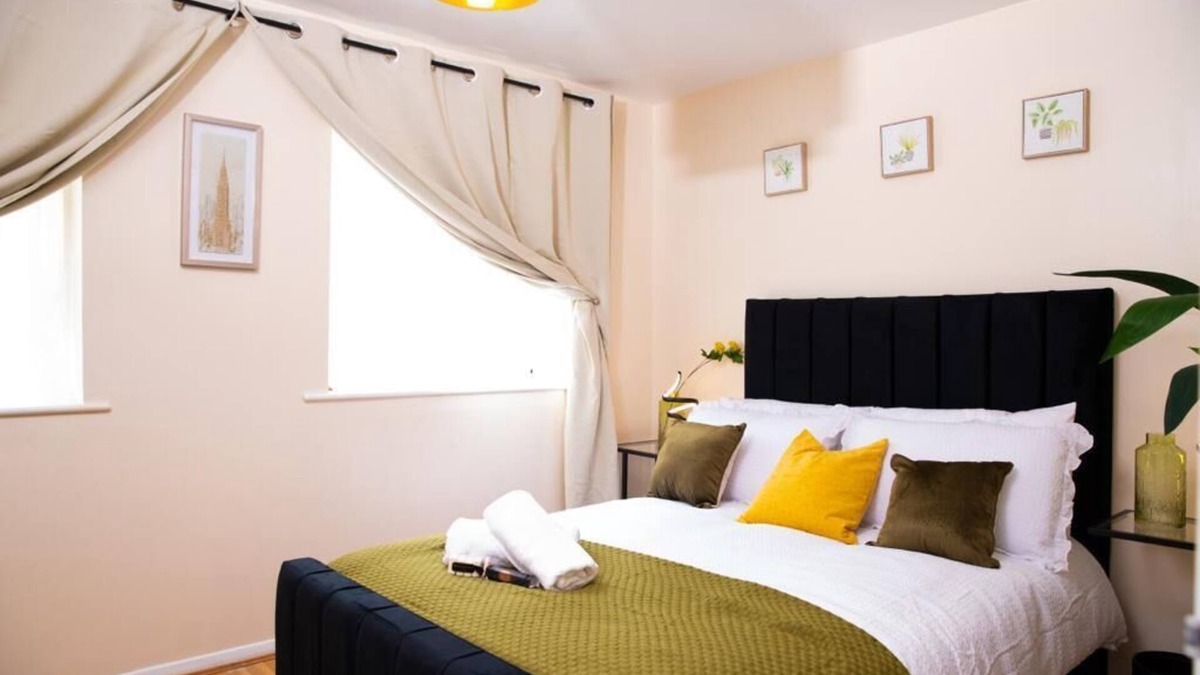 Haselbury Apartment | Comfortable, clean, homely apartment near Tottenham Stadium and local amenities