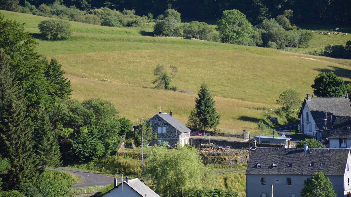 Espinchal House | Comfortable cottages in Auvergne 4-6 people