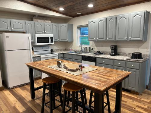 Sparta House | Comfortable Country Home