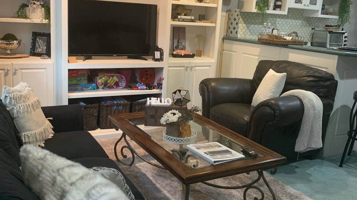 Lilburn House | Comfortable, Cozy, & Private Basement Suite Near Stone Mtn & Downtown Lilburn