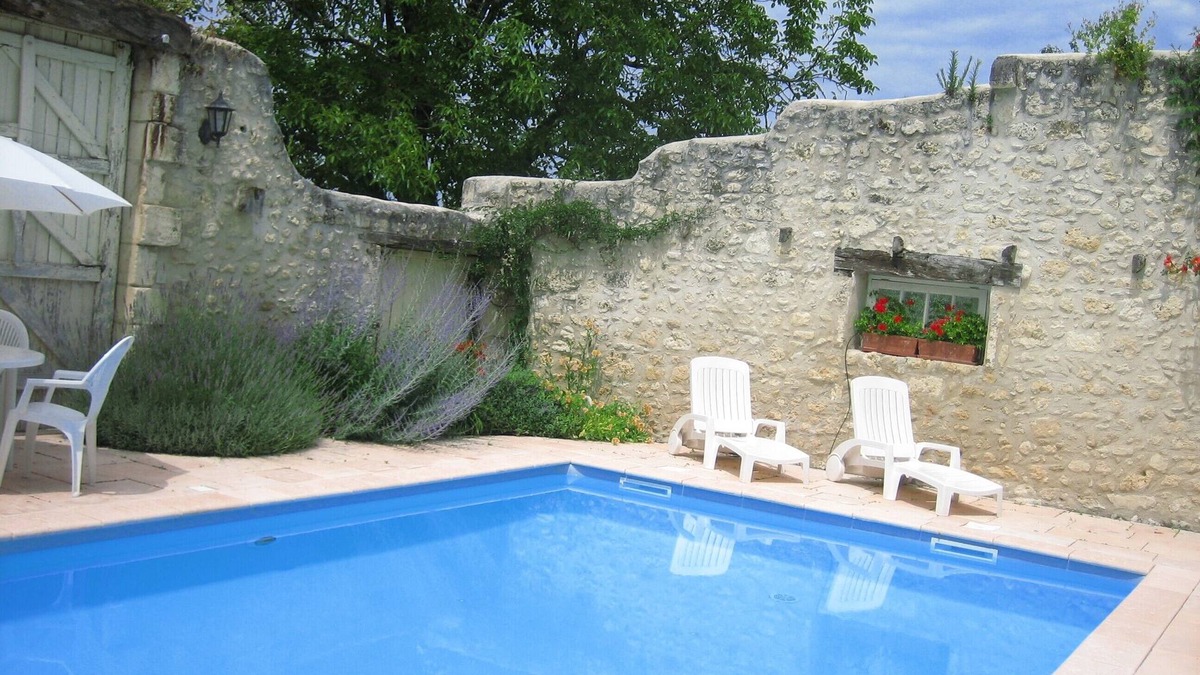 Leguillac-de-Cercles Other | Comfortable and stylish farmhouse in the Dordogne near beautiful Brantome