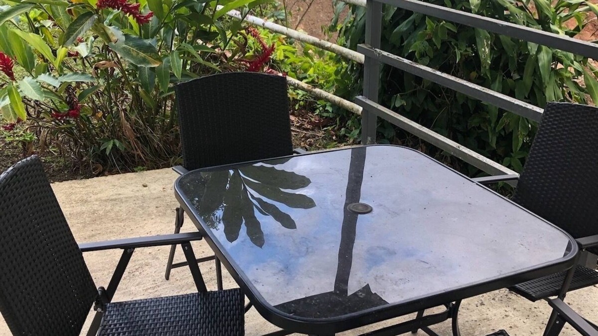 Angeles Apartment | comfortable, fresh, 2 bedroom in the country
