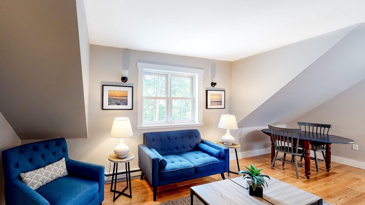 Castine Condo | Comfortable Getaway for Two w/Kitchenette - Right in the Heart of Downtown