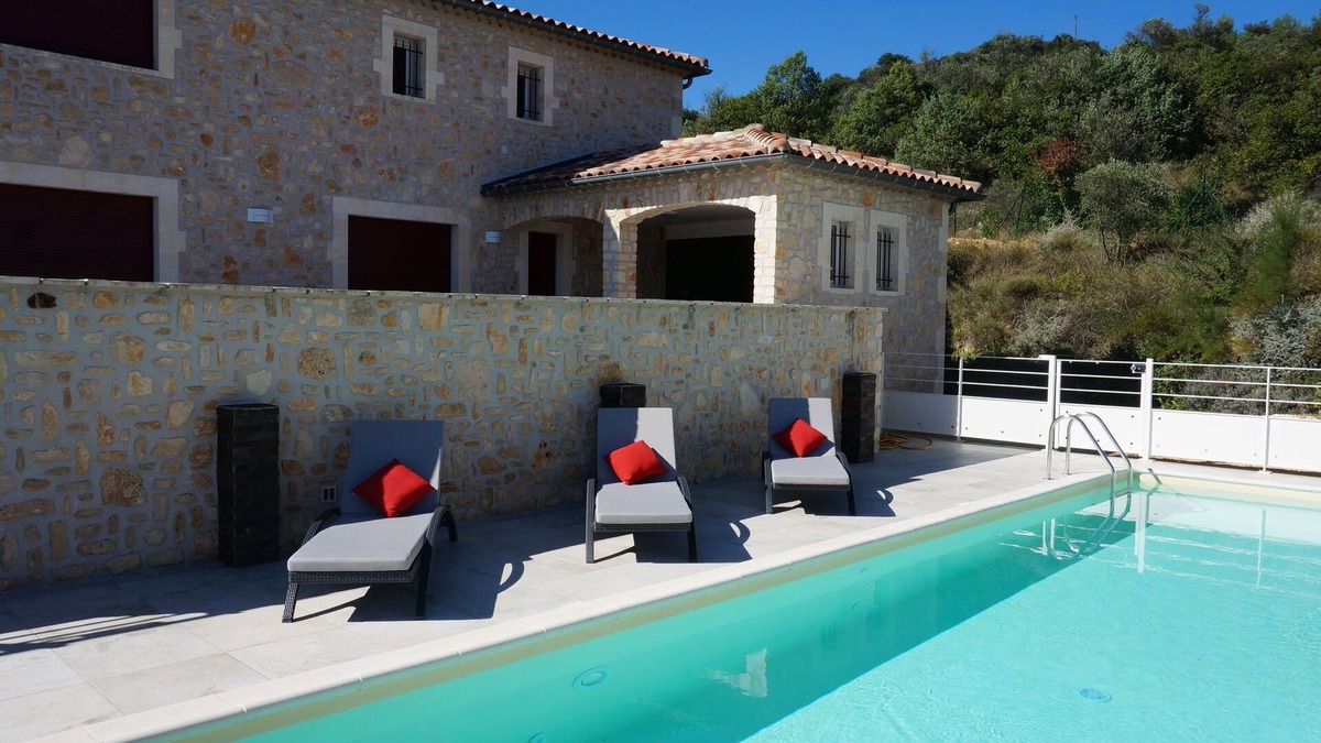 Saint-Ambroix Villa | Comfortable holiday home with private pool
