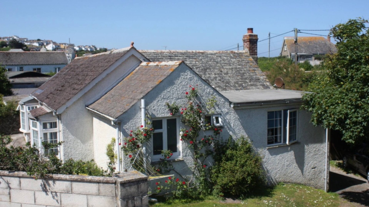 Polzeath House | Comfortable Holiday Cottage In The Heart Of Polzeath