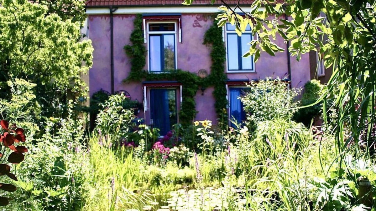Velsstraße Apartment | Comfortable Holiday Home in Bochum