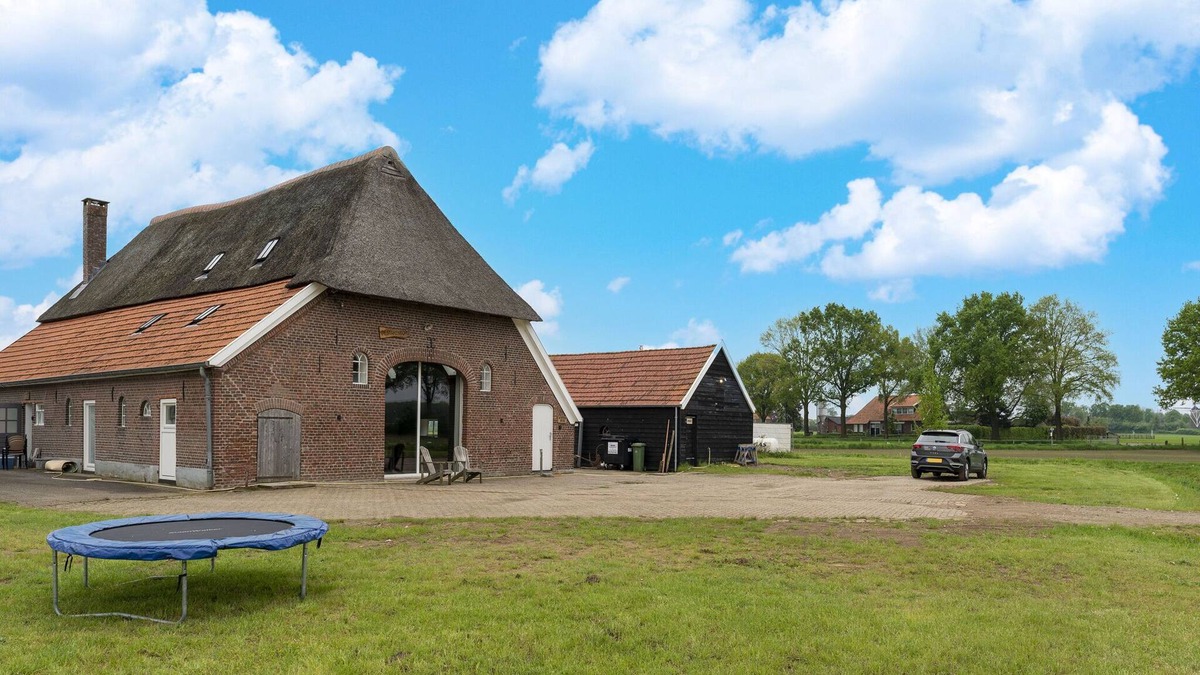 Municipality of Oude IJsselstreek House | Comfortable holiday home in Voorst with garden