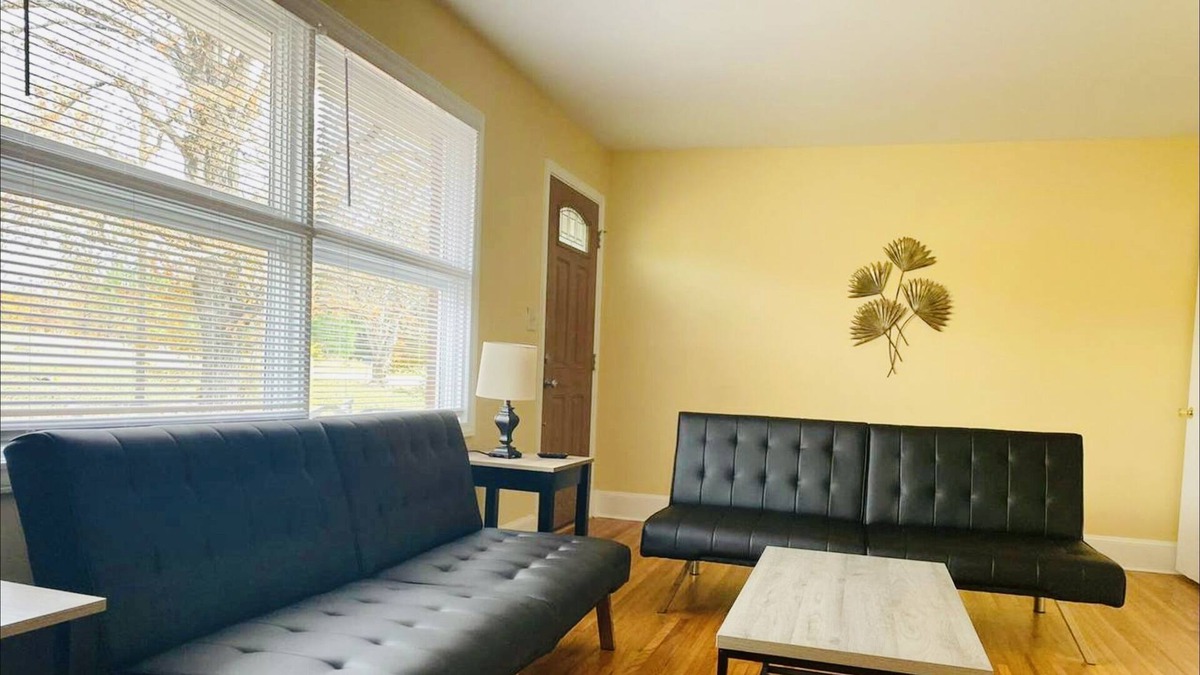 Graham House | Comfortable Home in Graham