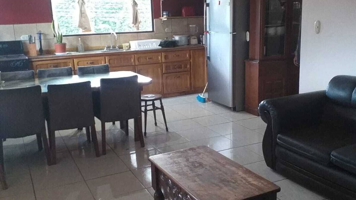 Roble House | Comfortable home on beautiful property close to San Jose