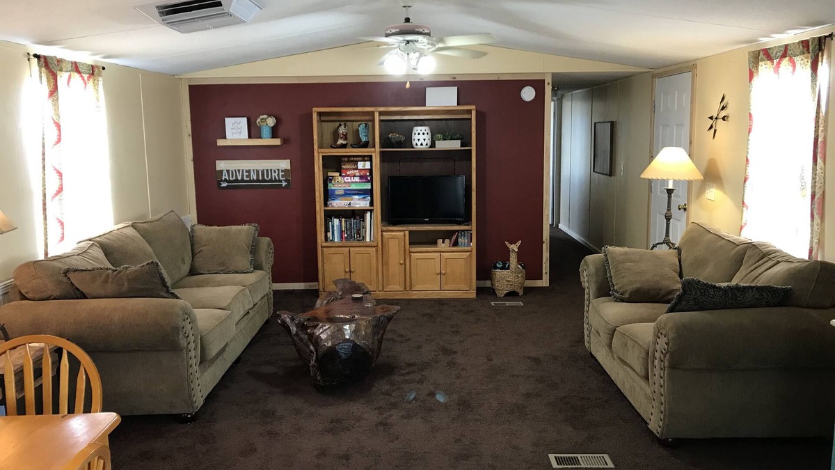 Farmington House | Comfortable Home on the Mesa