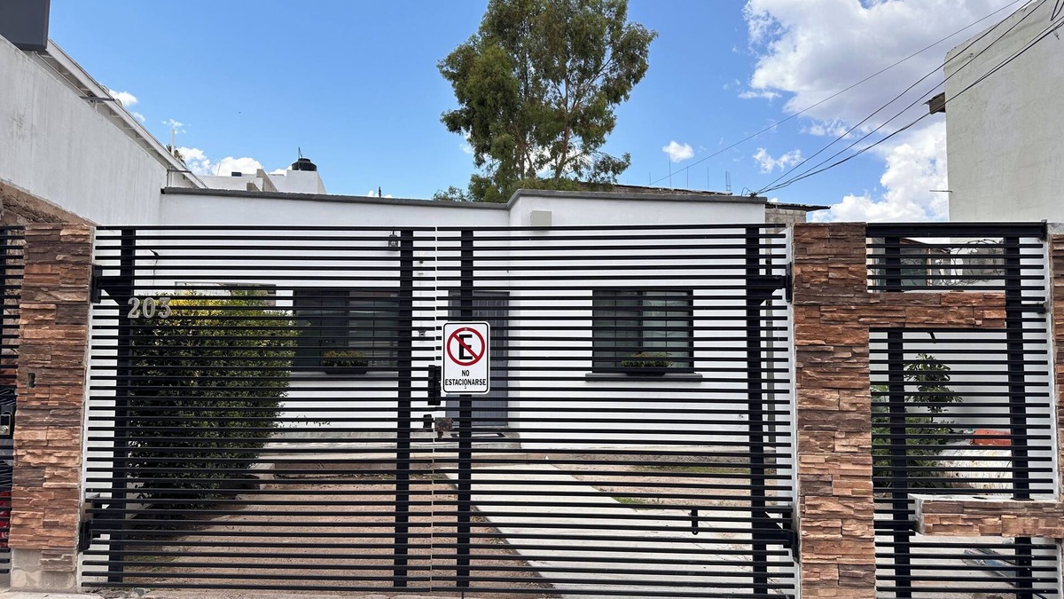 Nogales House | Comfortable House near Consulate (visas)