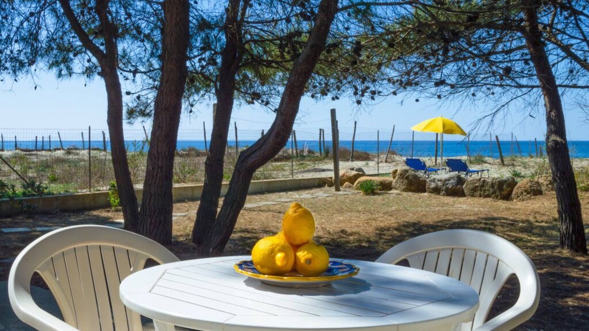 Marina di Ascea Villa | Comfortable independent holiday home with direct access to the beach of Ascea