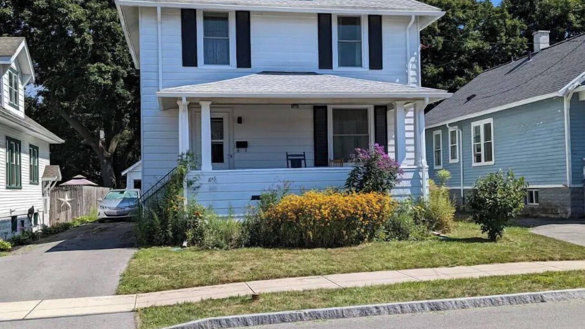 Utica House | Comfortable light-filled, 1920's home w/EV Charger