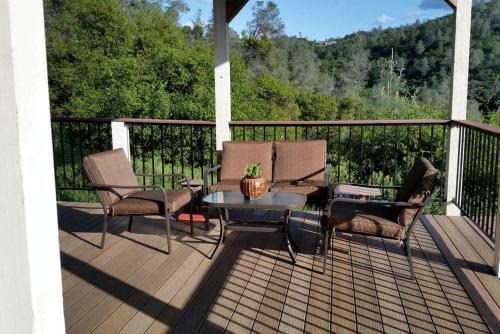 Penn Valley Cabin | Comfortable Mountain Getaway in Penn Valley, California