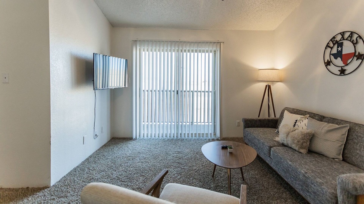 Midland Apartment | Comfortable One BedRm Midland Flat + Pool
