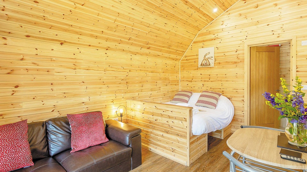 Hawes Cottage | Comfortable pod perfect for short stays for couples with a sense of fun.