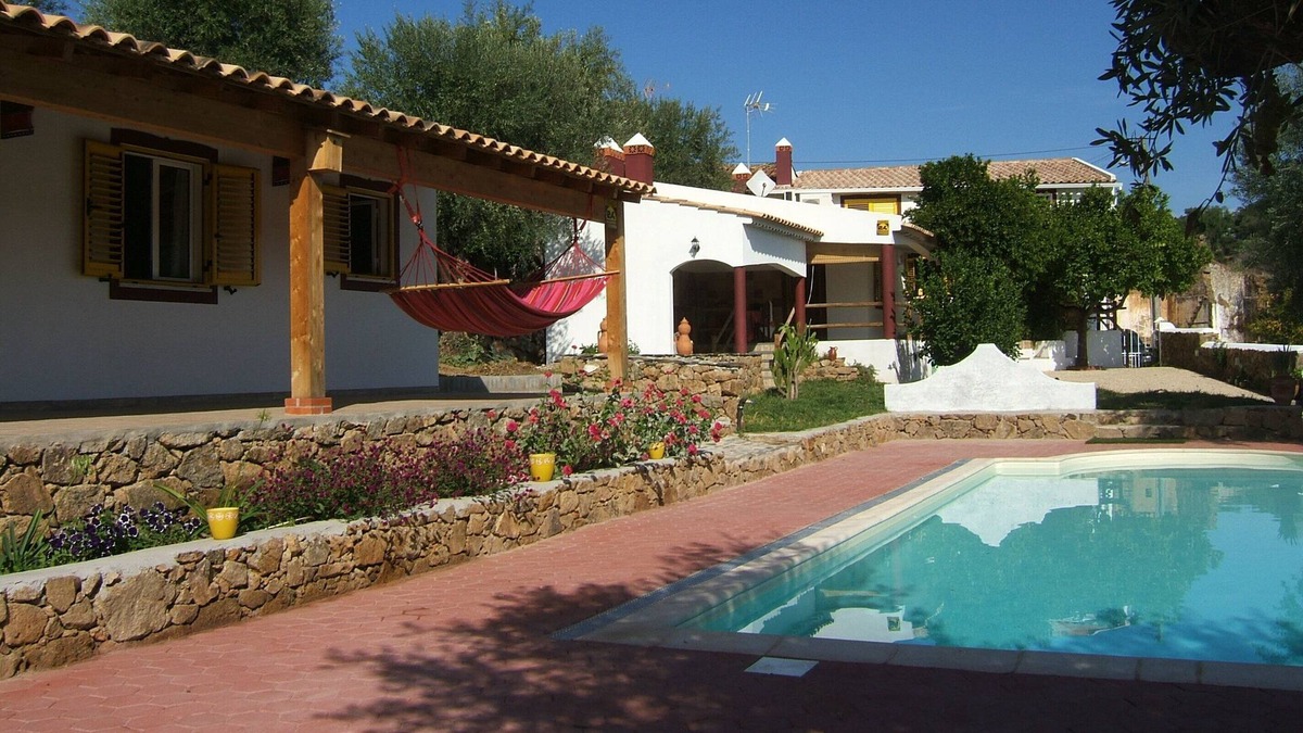 Envendos House | Comfortable villa with stunning views, well located, quiet 6/8 people, swimming pool.