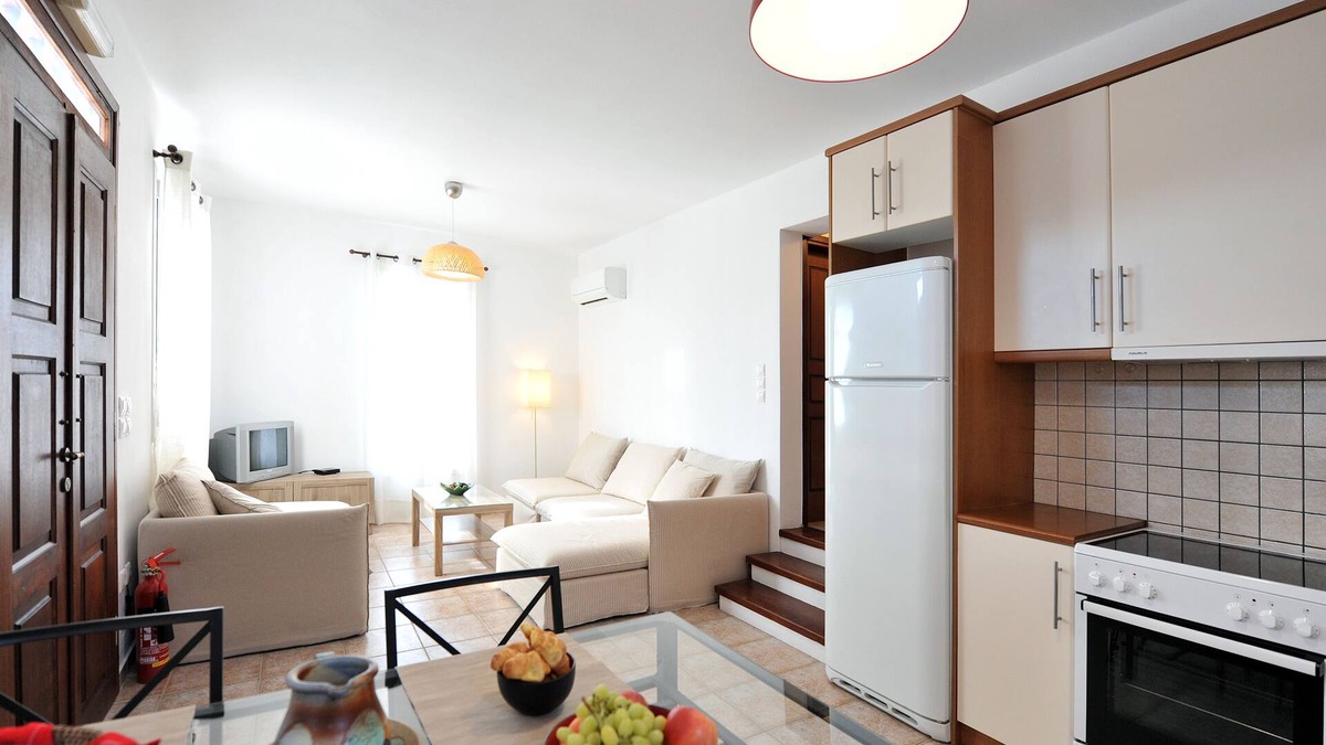 Adamas House | Comfortable, Quiet Home. Mistral Maisonette. Milos, Adamas.
