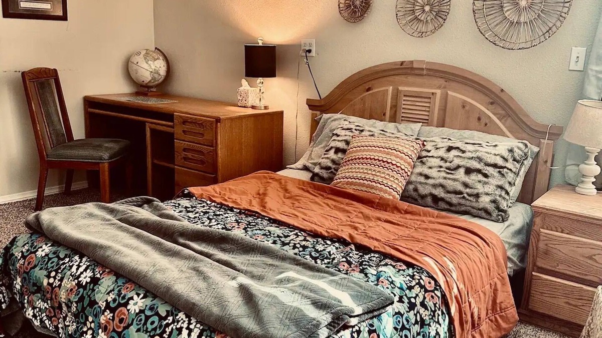 Lancaster House | Comfortable room with dedicated bathroom in a Family Home. Nice area