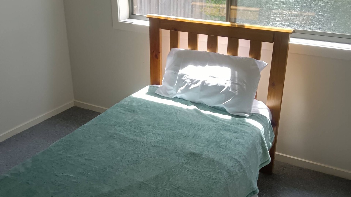 Tarneit House | Comfortable Rooms Available in Tarneit