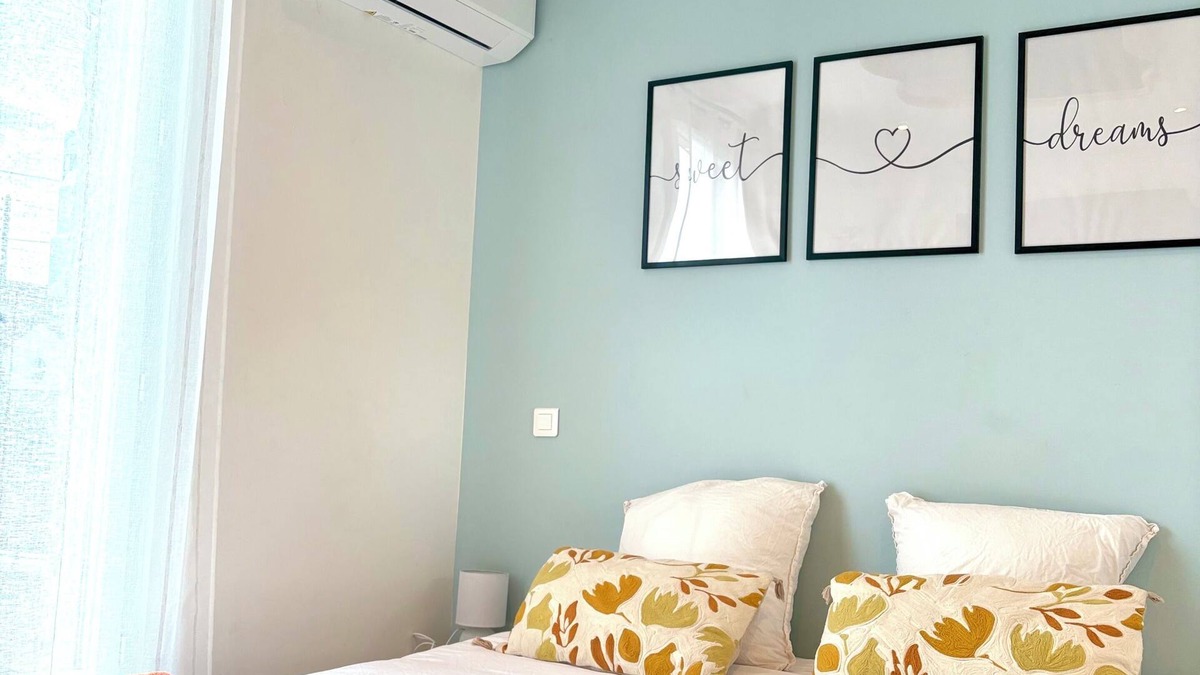 Villeneuve-le-Roi Apartment | Comfortable studio near Paris-Orly airport