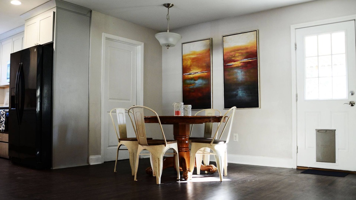 Denham Springs House | Comfortable Spacious 3 BR 2 BA pet and kid friendly home near Baton Rouge
