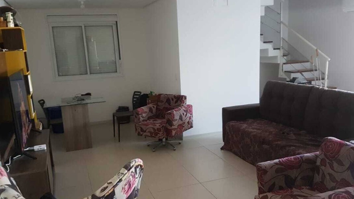 Camobi Apartment | Comfortable, spacious duplex complete with garage