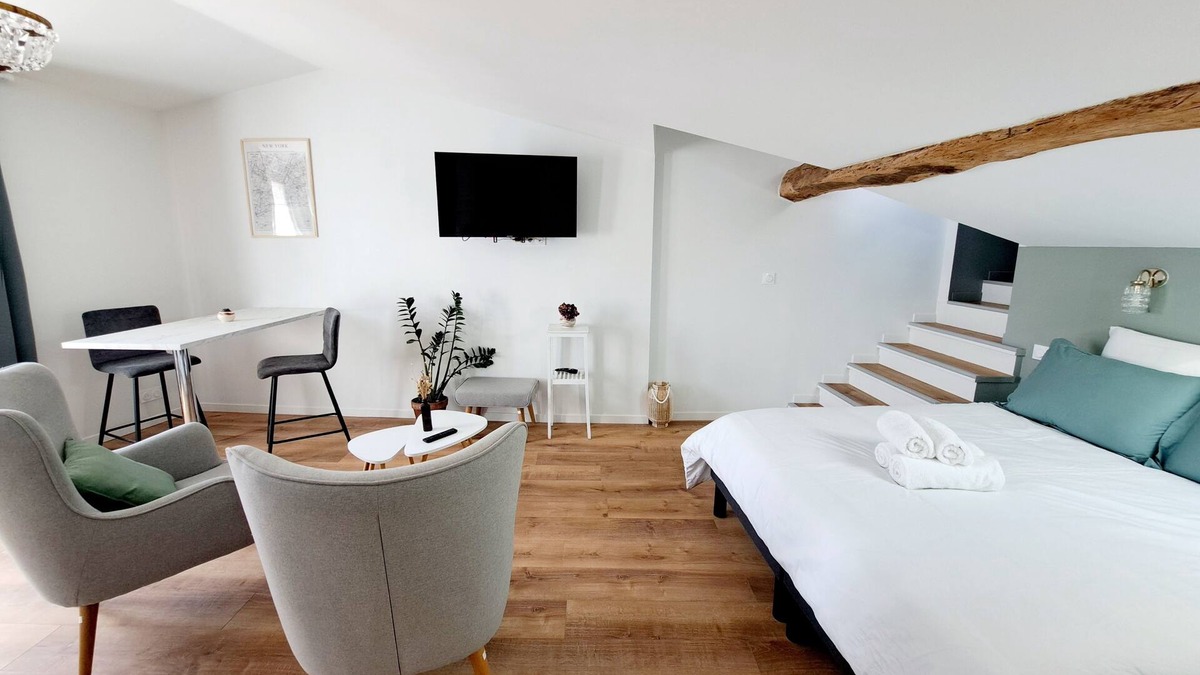 Centre Ville Apartment | Comfortable, spacious apartment, ideal for a visit to the city center!