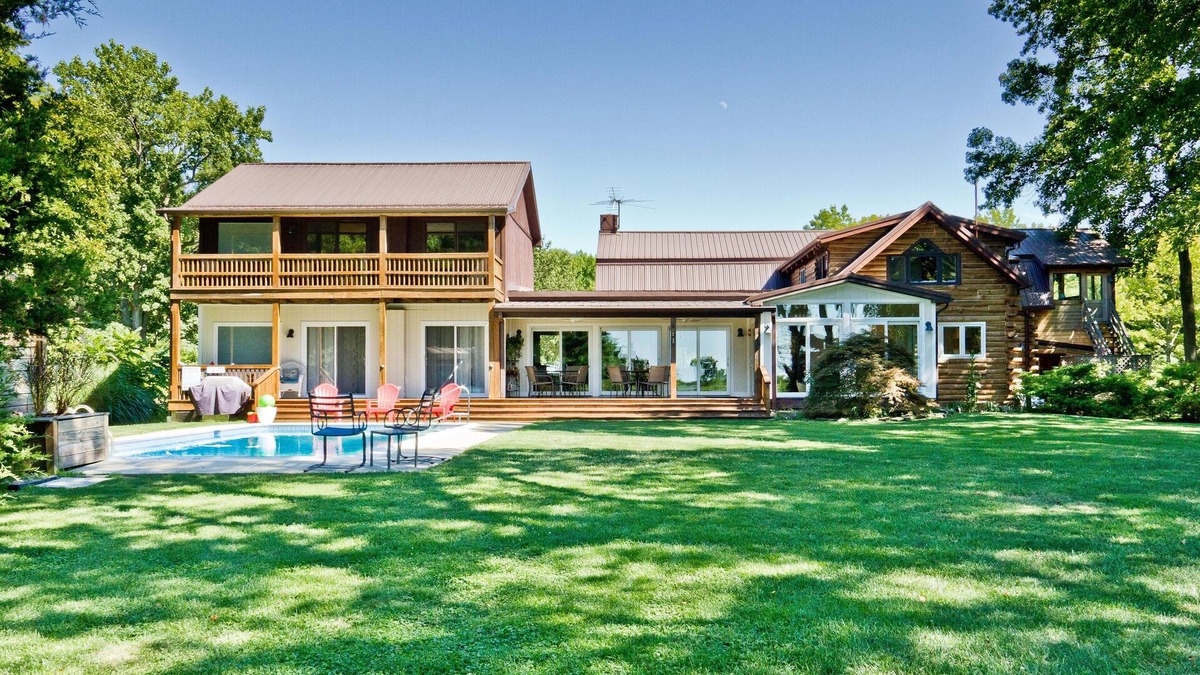 Wittman Cabin | Comfortable Spacious Fun! 6+Acres Pool+Bay Waterfront St Michaels-Yes Weddings!