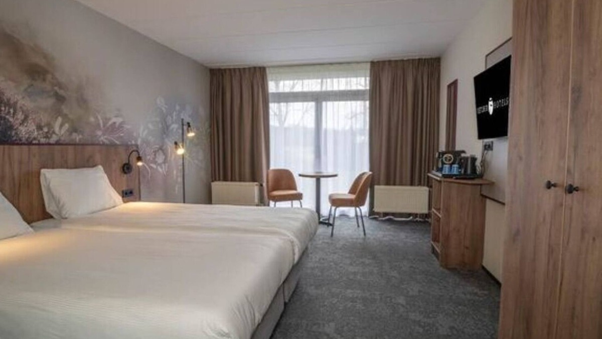 Zeegse Hotel | Comfortable Stay with Sauna, Indoor Pool, and Direct Access to Drentsche Aa Park