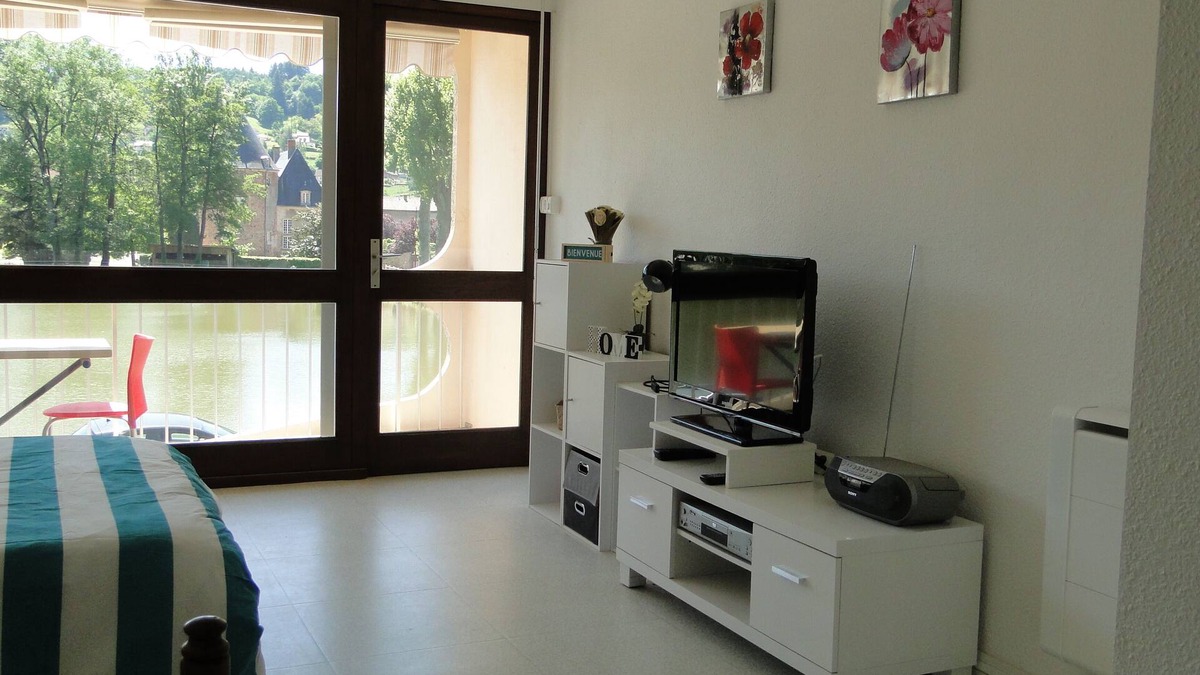 Chauffailles Apartment | Comfortable studio with view of pond and Chateau