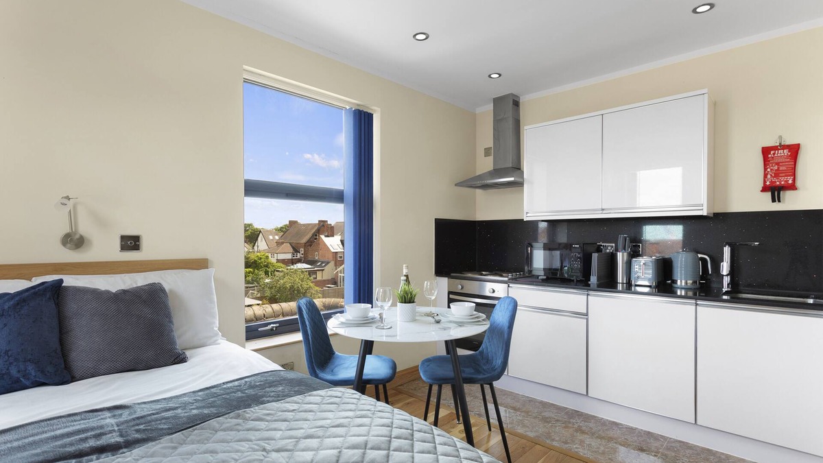 West Bridgford Apartment | Comfortable Studio Apartment with Free Parking and Wi-Fi