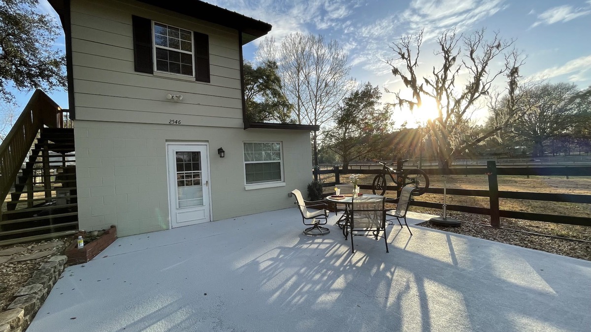 Ocala Apartment | Comfortable studio located on 3.25 pastured acres on a private farm.