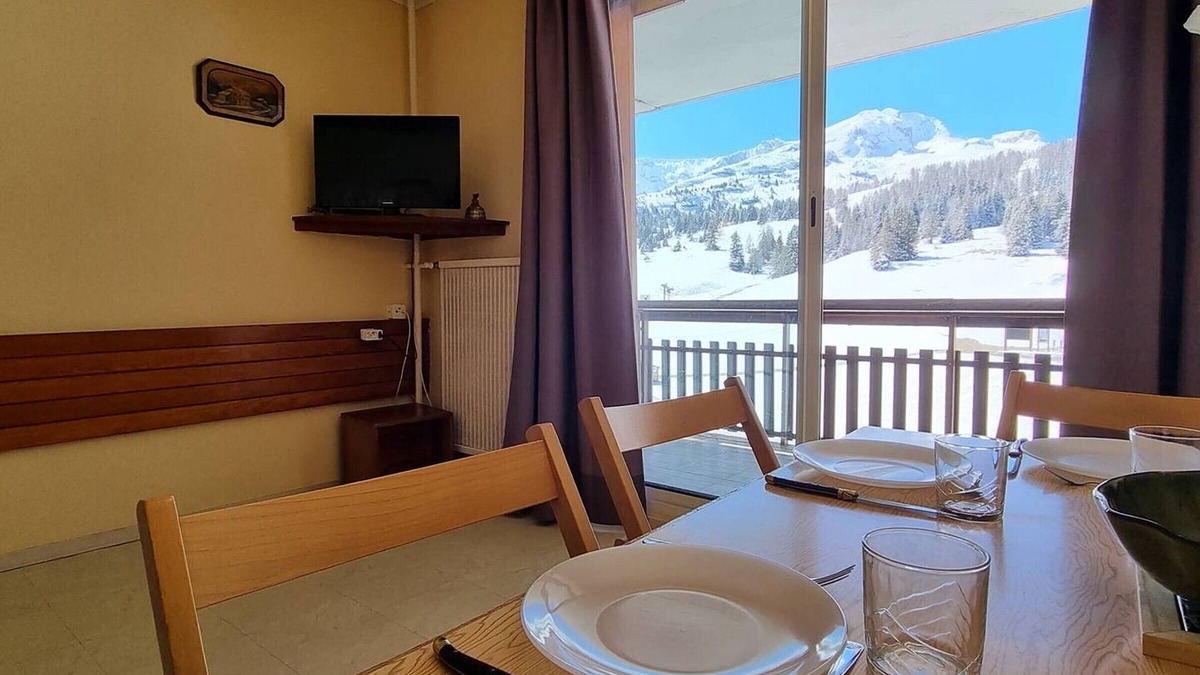 Saint-Etienne-en-Devoluy Apartment | Comfortable studio near slopes, 4 people, Wifi, parking