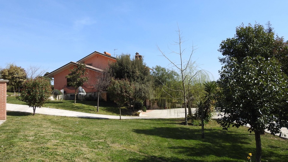 Fara in Sabina House | Comfortable tourist accommodation in the low Sabina countryside at Passo Corese