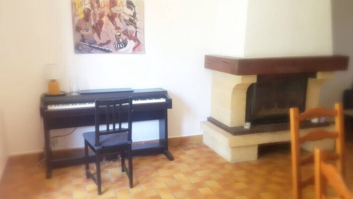 Pontault-Combault Villa | Comfortable Villa with 4 Bedrooms, Nature and Calm near Paris