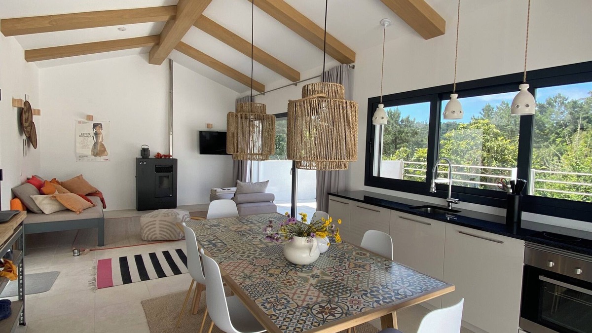 Tavarede House | Comfortable vacation home for nature and beach lovers in beautiful surroundings.