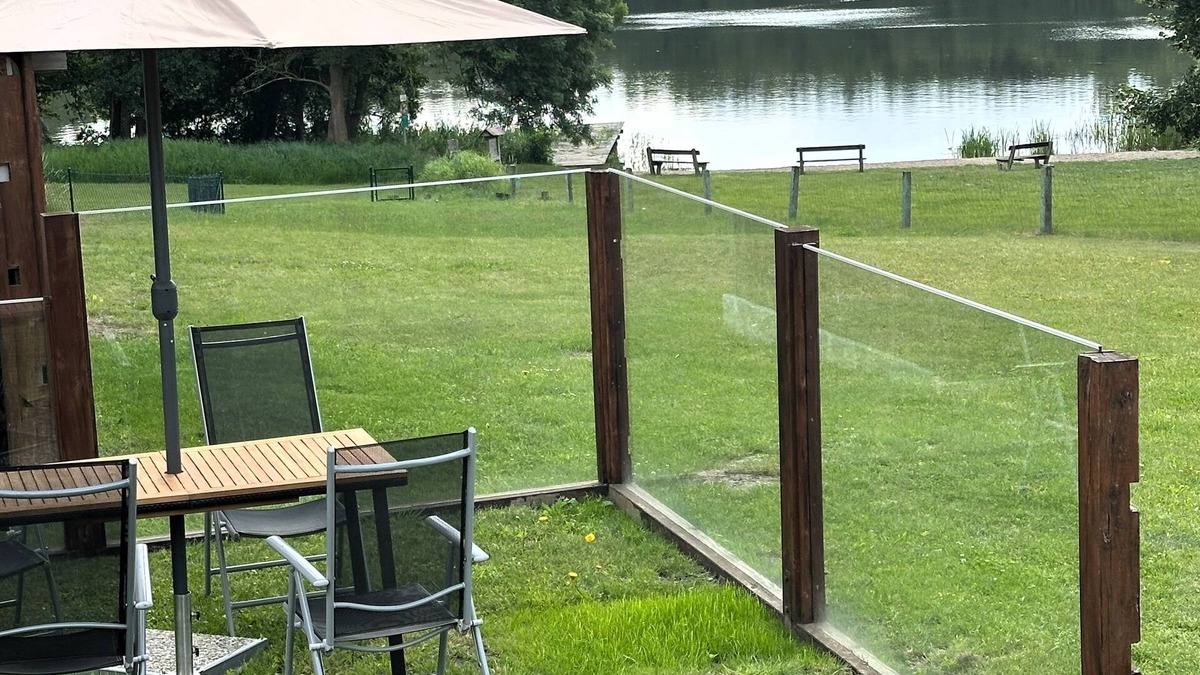 Reimershagen House | Comfortable vacation home with direct lake view - Lake view