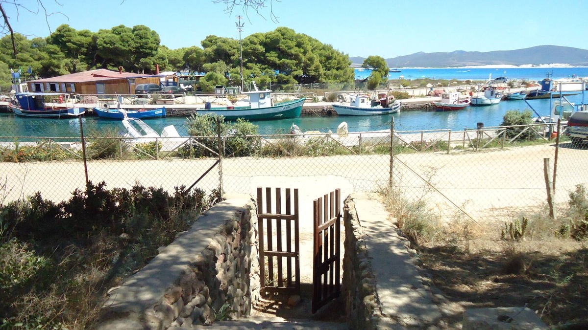 Porto Pino Villa | Comfortable Villa 20 meters from the sea and large private pine forest