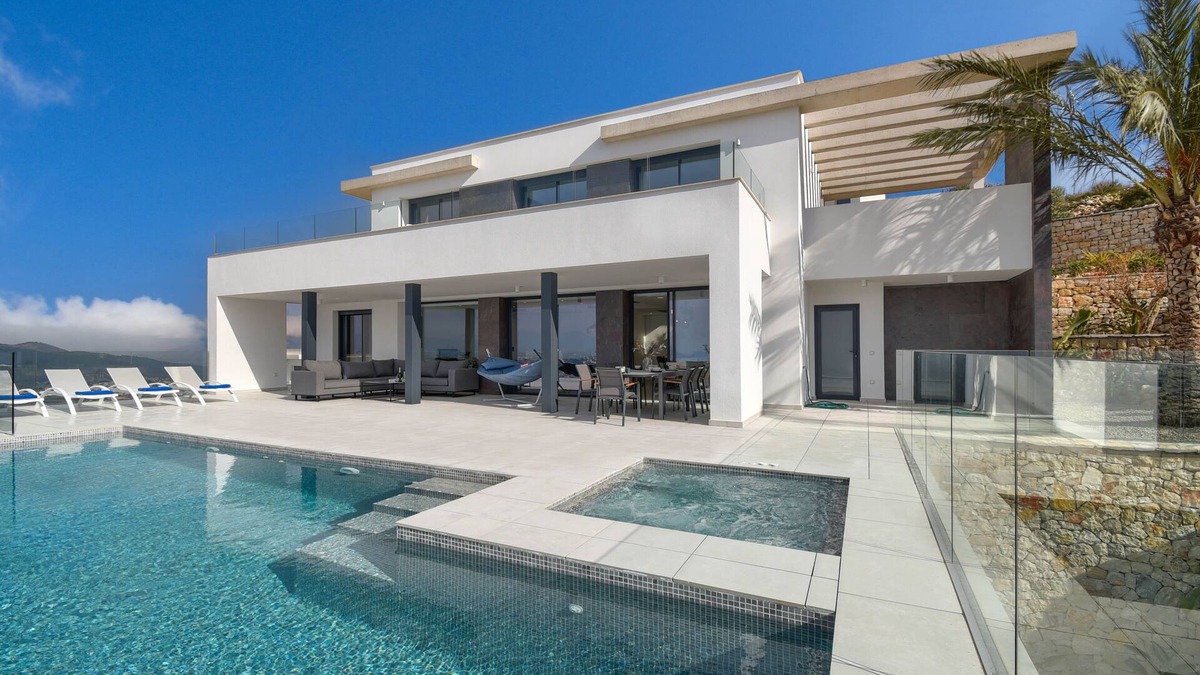 Cumbre del Sol Villa | Comfortable villa in Benitachell, Costa Blanca, Spain with heated pool for 8 persons