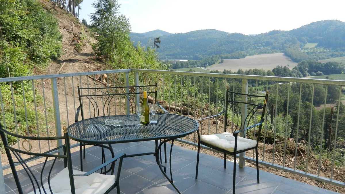Nedvedice House | Comfortable villa in Nedvedice with private garden