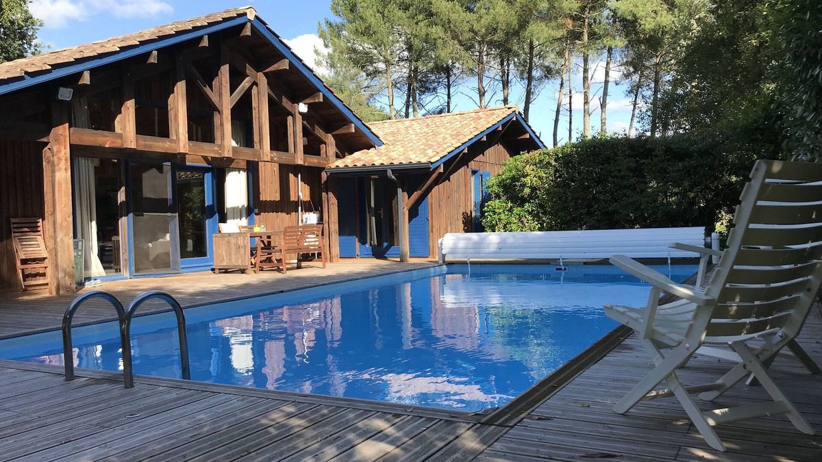 Sauviac House | Comfortable villa with heated pool and secure