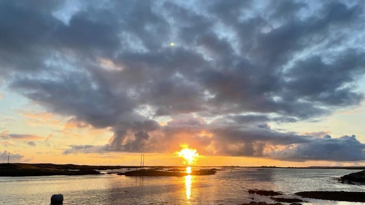 Benbecula House | Comfortable well located accommodation in Benbecula