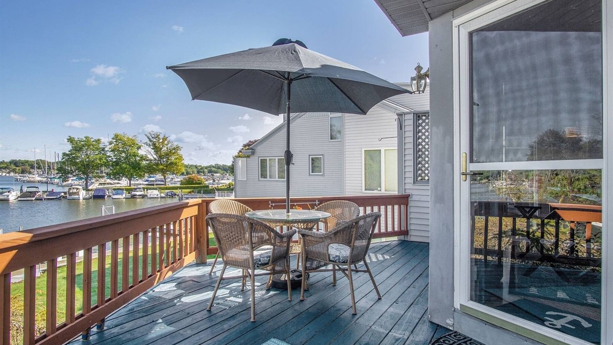 Douglas House | Comfortably Numb: Be Swept Away by Full Panoramic Views of the Saugatuck Harbor