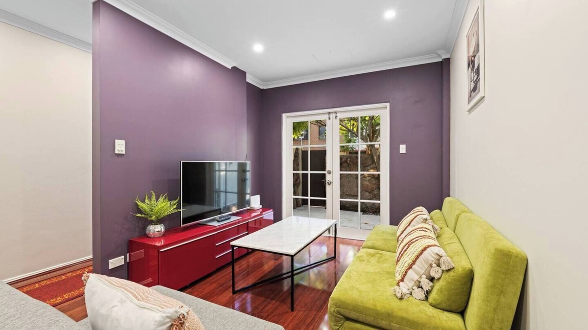 Pyrmont House | Comforting 2BR House/FishMarket&Casino-3 mins walk